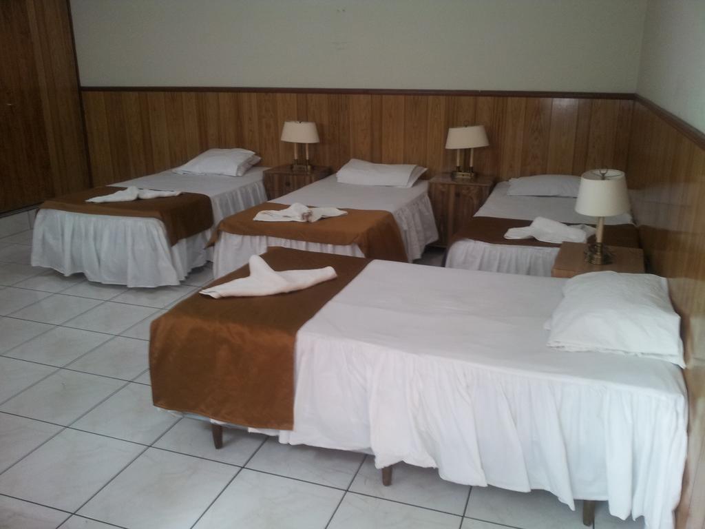 Hotel Manantiales El Salvador San Salvador Bilik gambar