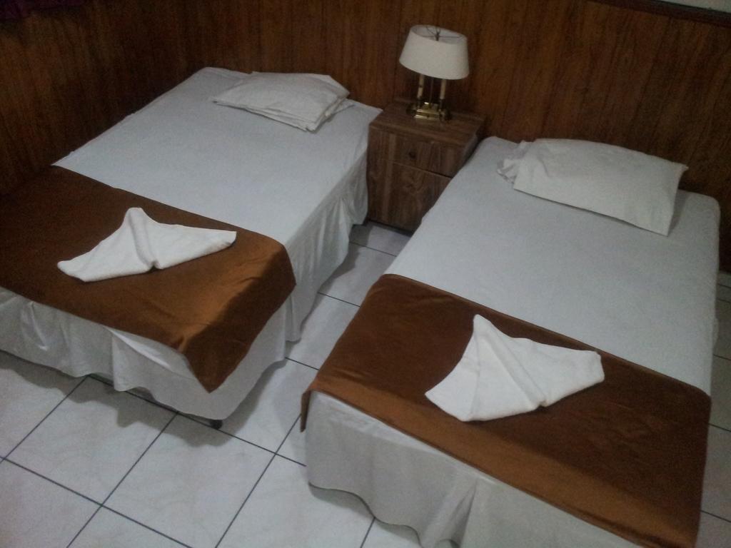 Hotel Manantiales El Salvador San Salvador Bilik gambar