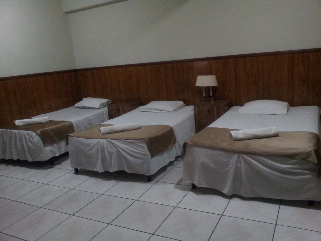 Hotel Manantiales El Salvador San Salvador Bilik gambar