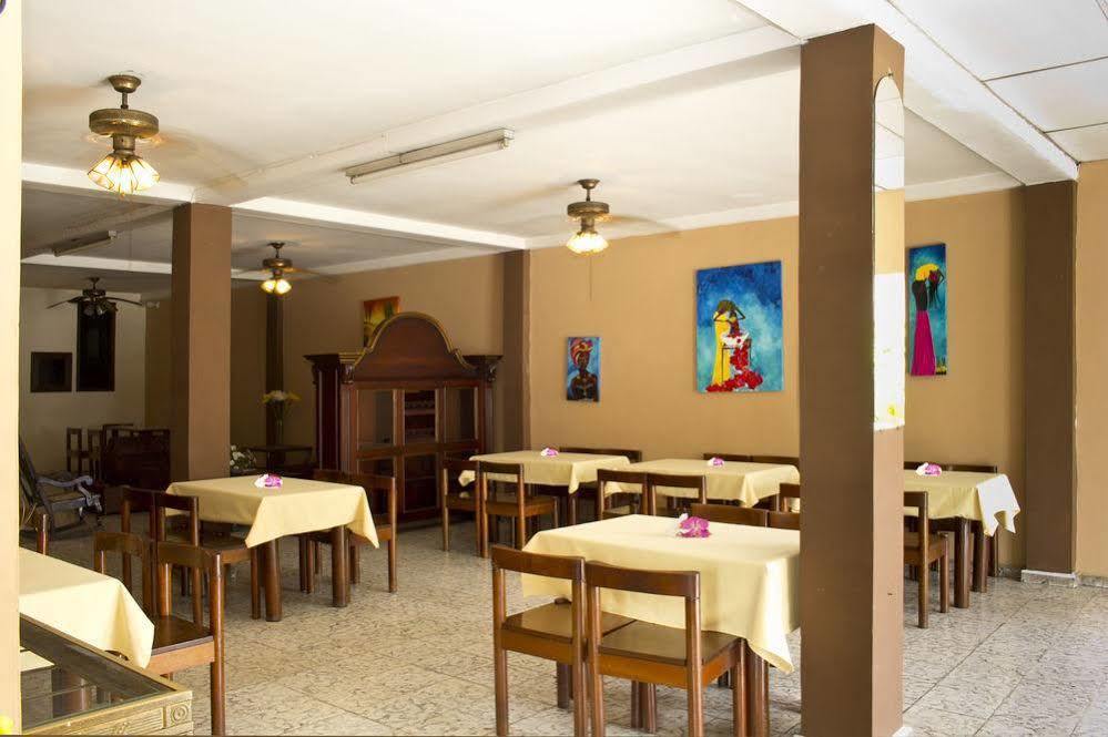 Hotel Manantiales El Salvador San Salvador Luaran gambar