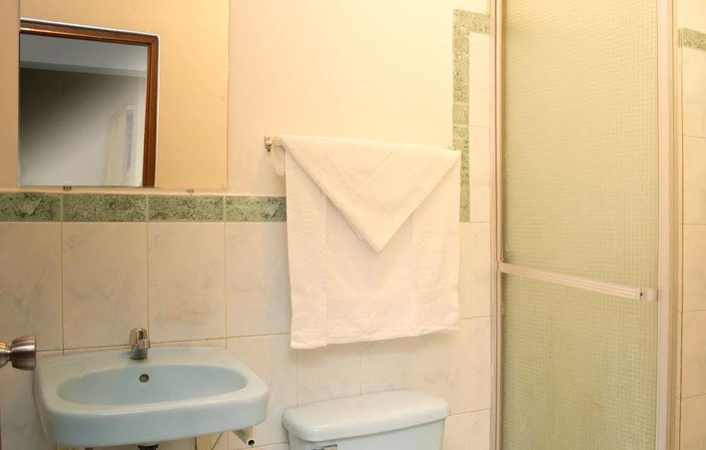 Hotel Manantiales El Salvador San Salvador Luaran gambar